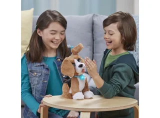 سگ رباتیک چتی چارلی furreal کمپانی آمریکایی Hasbro
