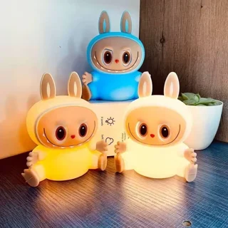 چراغ خواب سیلیکونی لمسی لبوبو نشسته
